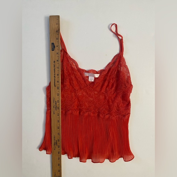 Victoria's Secret lace Cami sexy babydoll pleated hem, Size medium - Picture 5 of 11